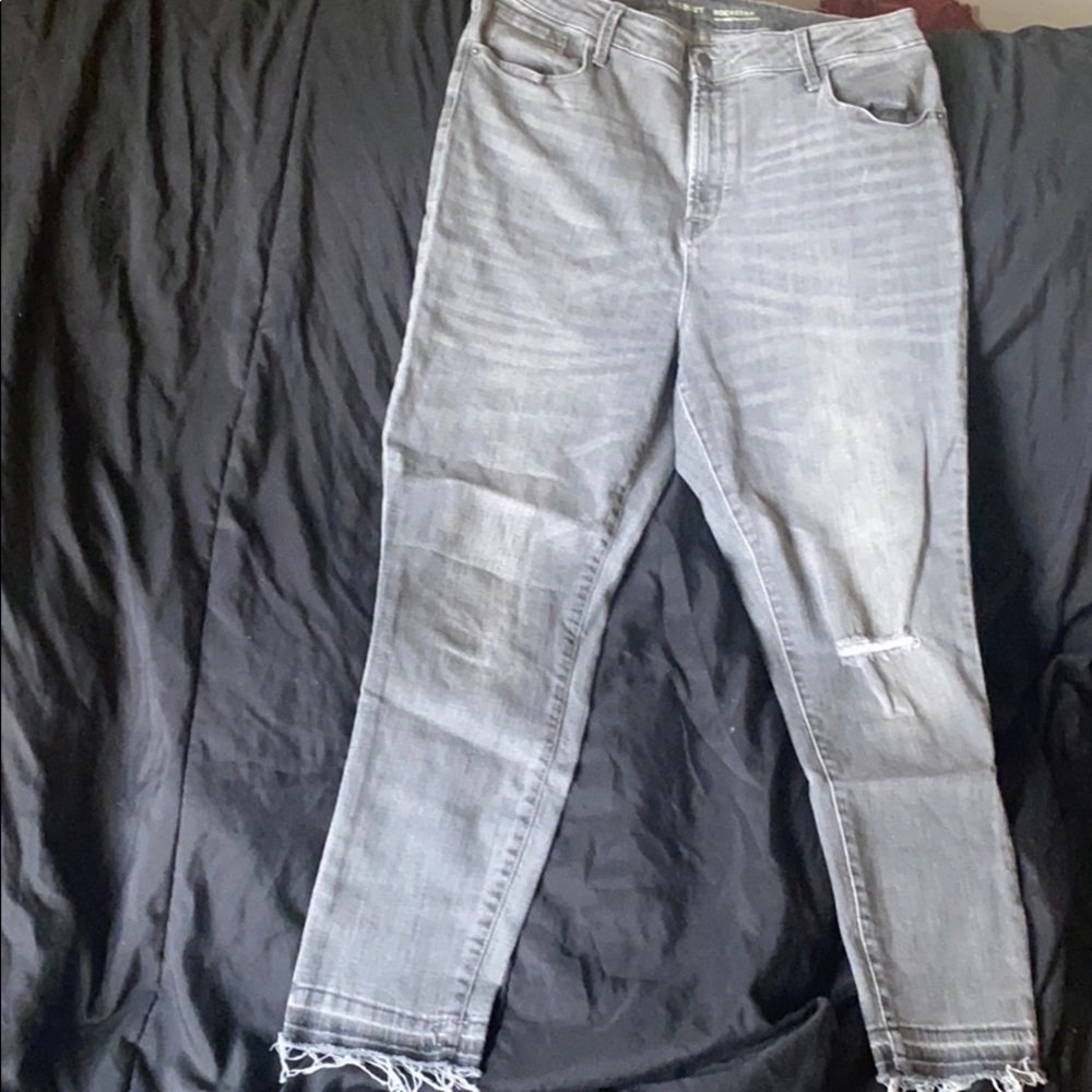 Old navy rockstar capris